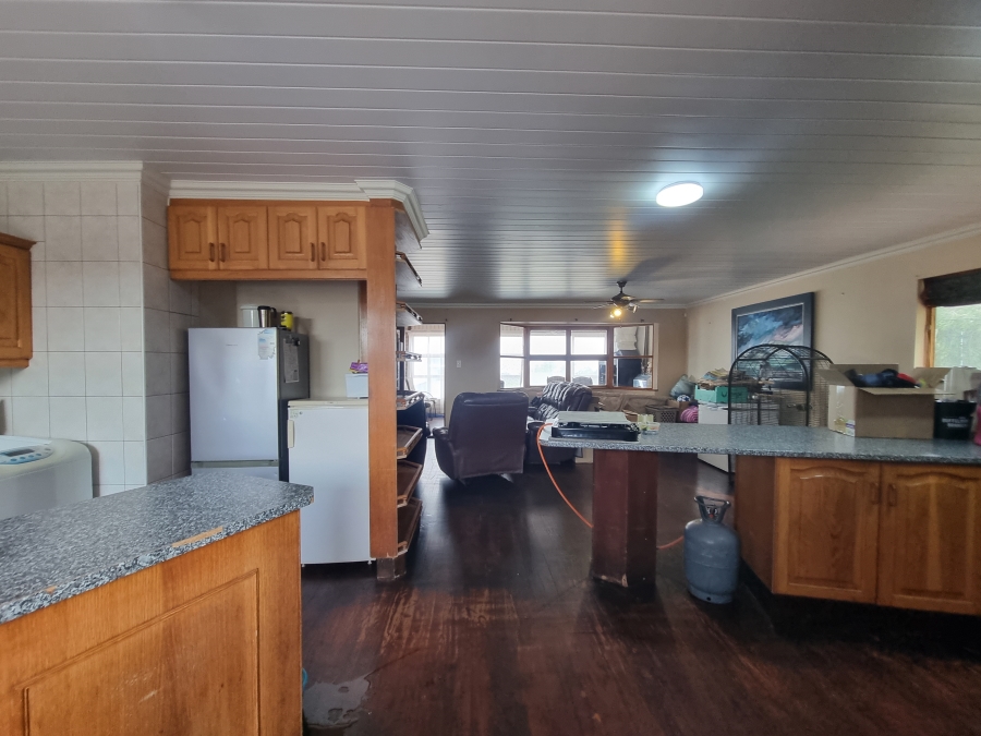 6 Bedroom Property for Sale in Dana Bay Western Cape